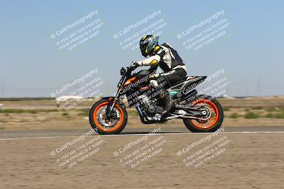 media/Oct-06-2025-2WTD (Mon) [[90522c3a0b]]/B Group/1220pm (Wheelie Bump)/